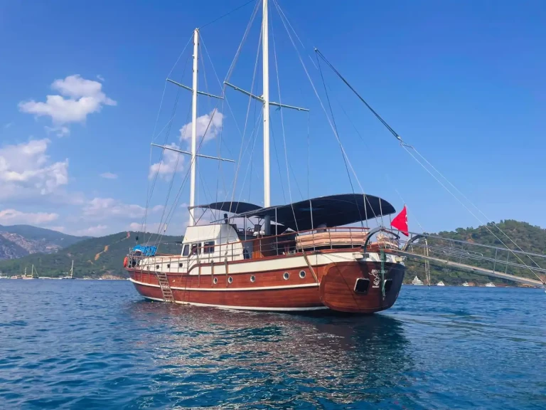 Vermietung Segelboot Custom mit Führerschein