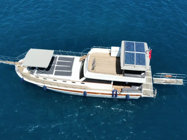 Vermietung Segelboot Custom mit Führerschein