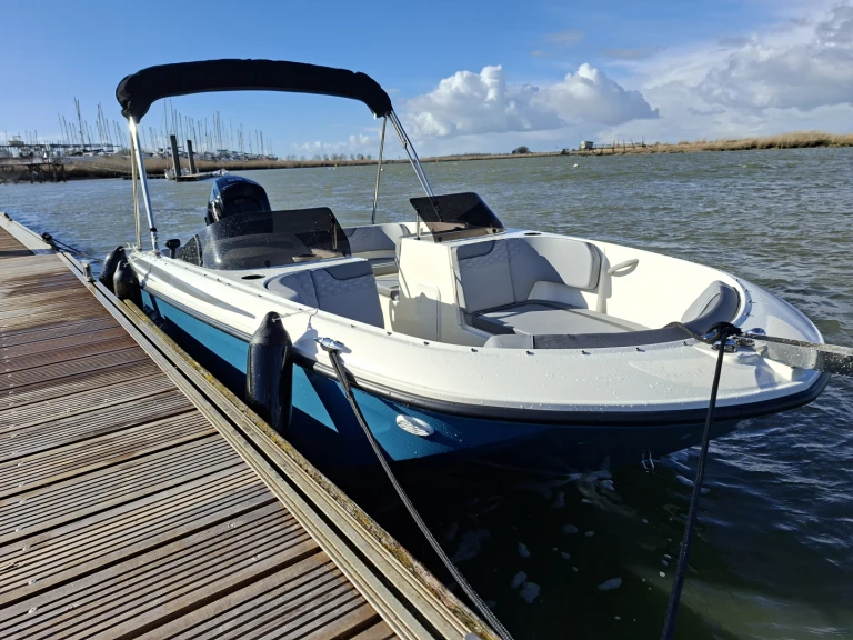 Bayliner ELEMENT M17 mieten Soubise