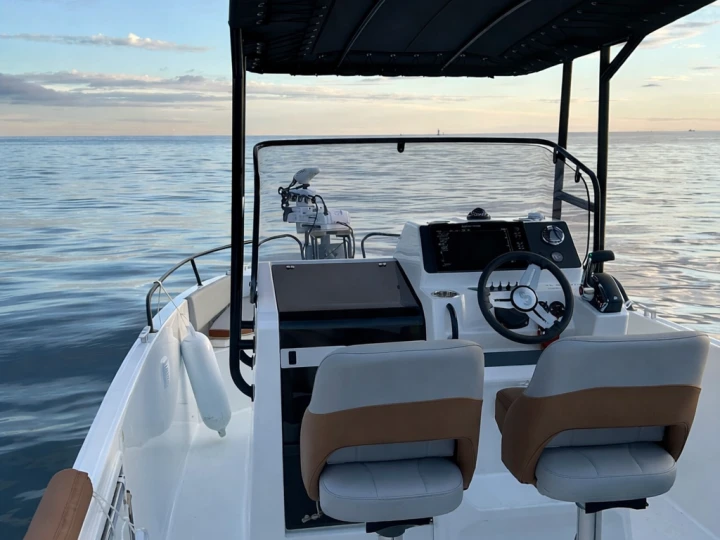 YachtCharter in Toulon - Bénéteau Flyer 7 SPACEdeck auf SamBoat