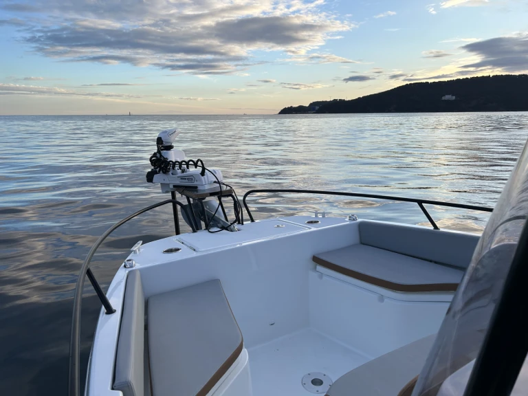 Boot mieten Toulon günstig Flyer 7 SPACEdeck