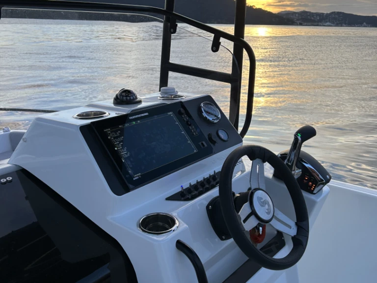 Motorboot mieten in Toulon - Bénéteau Flyer 7 SPACEdeck