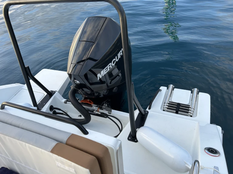 Bootsverleih Bénéteau Flyer 7 SPACEdeck Toulon Samboat