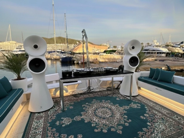 Motorboot mit oder ohne Skipper Le Boat mieten in Ibiza Town