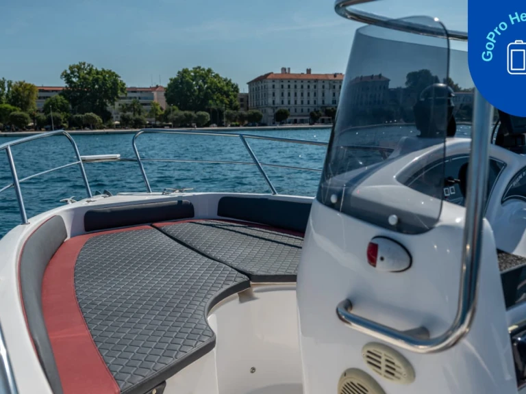 Ein Bluline Bluline 21 Ft Open mieten in Lukoran