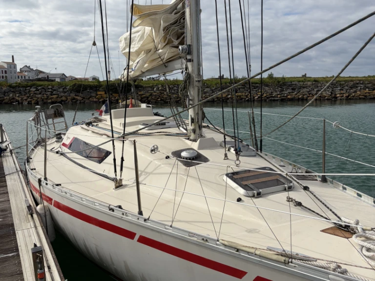 Bootsverleih Bénéteau First 30 ES Frankreich Samboat