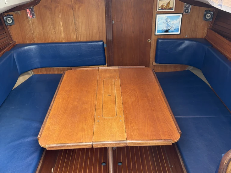 Vermietung Segelboot Bénéteau mit Führerschein