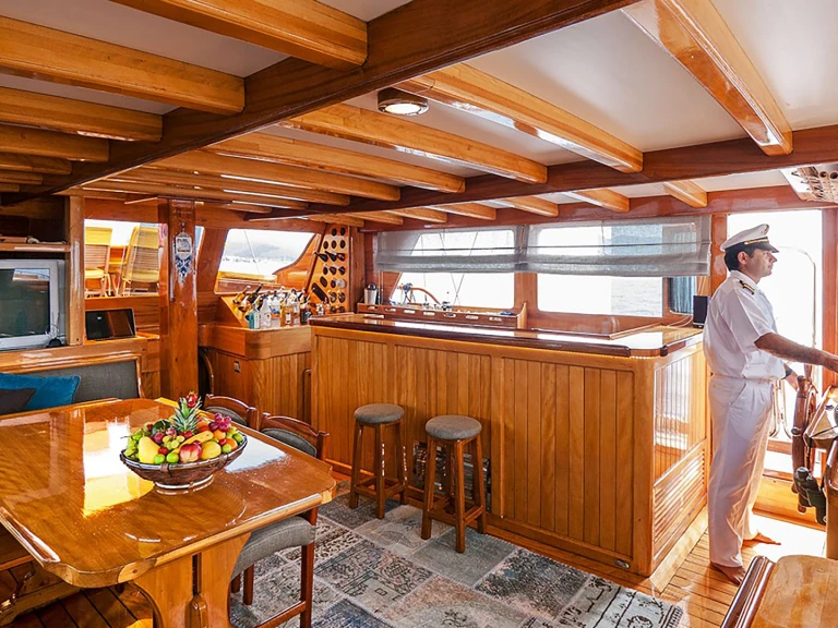 Ein Custom Gulet-Motor Sailor Nikola mieten in Bodrum