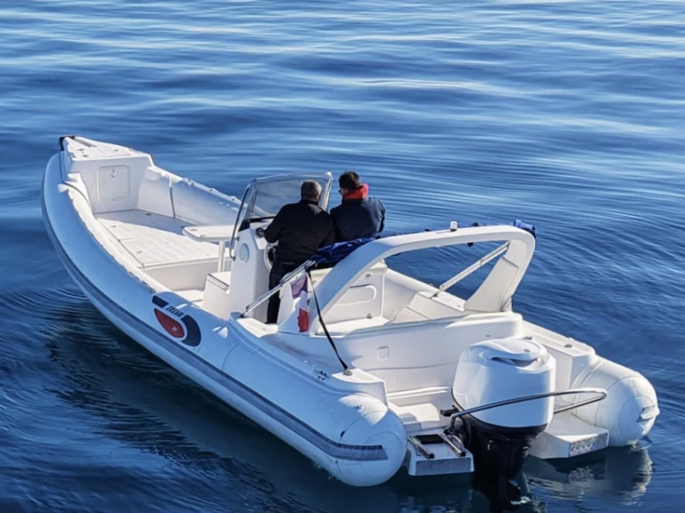 YachtCharter in Mandelieu-la-Napoule - Selva Selva D800 auf SamBoat