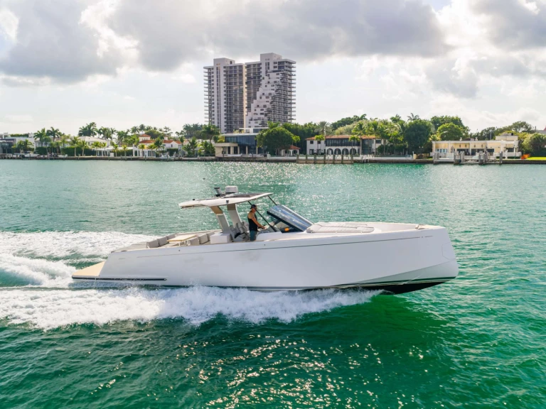 YachtCharter in Miami - Pardo Yachts 43 Pardo auf SamBoat