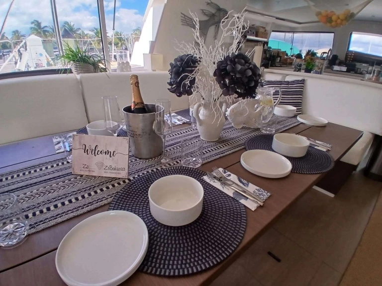 Vermietung Yacht Bali mit Führerschein