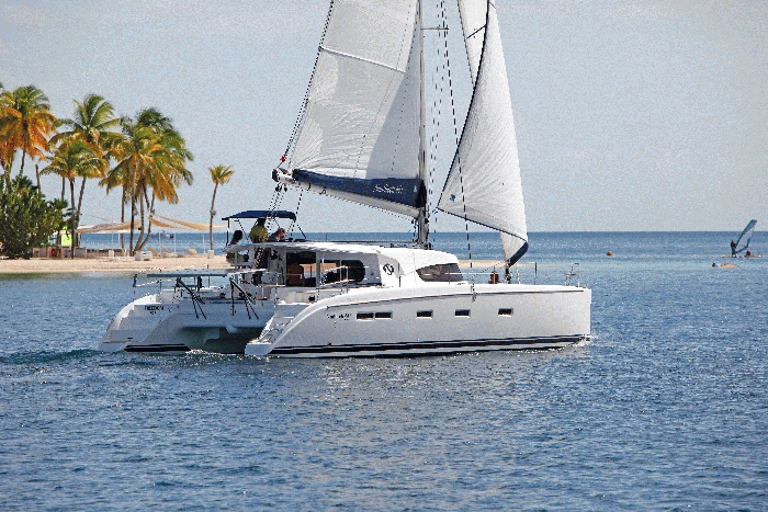 Katamaran mit oder ohne Skipper Nautitech mieten in Corazón de Jesús Island