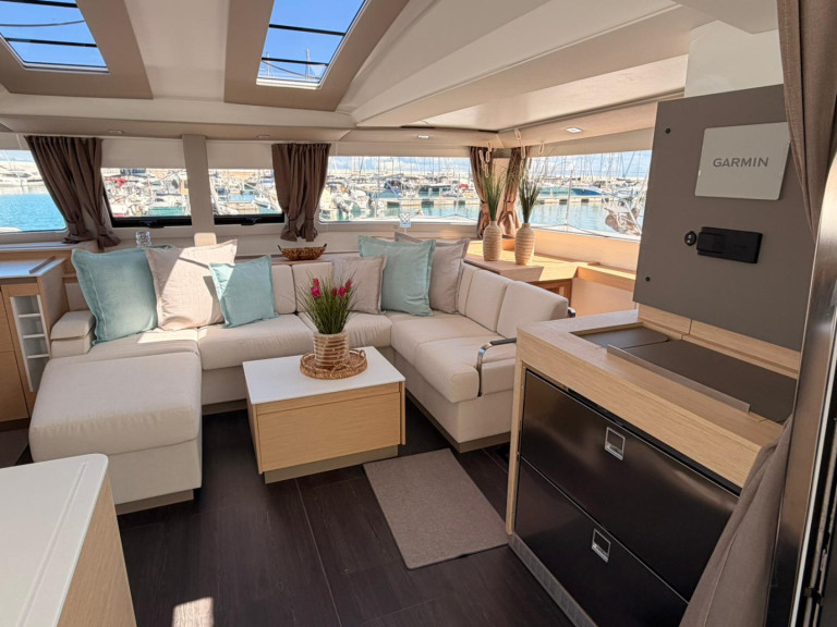 Fountaine Pajot Elba 45 mieten Capo d'Orlando