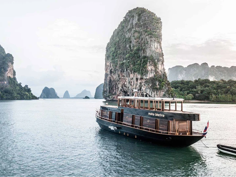 Bootsverleih  Motoryacht Maha Bhetra Mai Khao Samboat