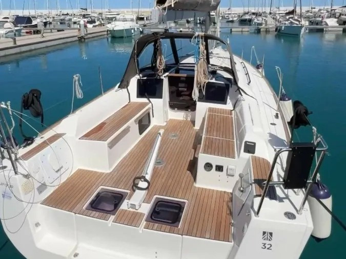 YachtCharter in Furnari - Dufour Dufour 32 auf SamBoat
