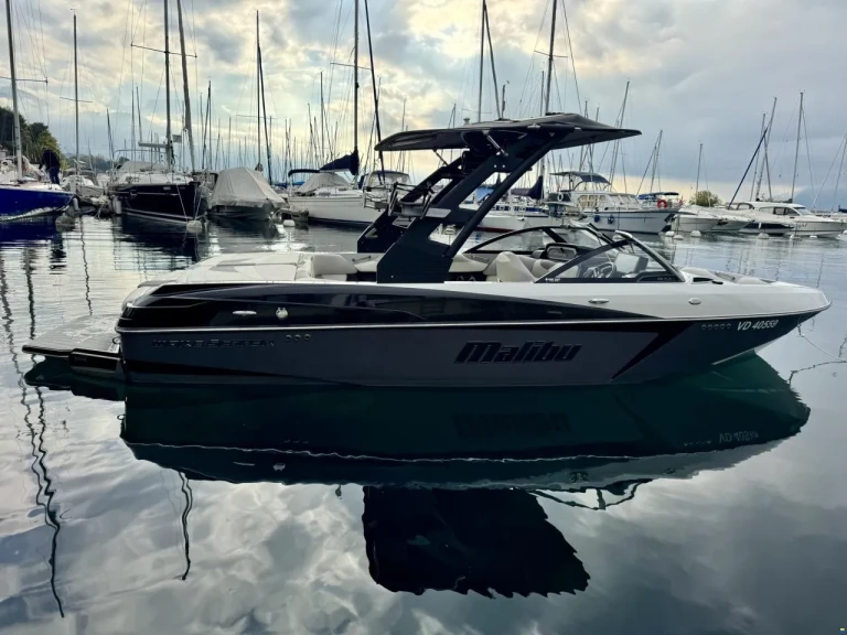 YachtCharter in Ouchy - Malibu WakeSetter 22 VLX auf SamBoat