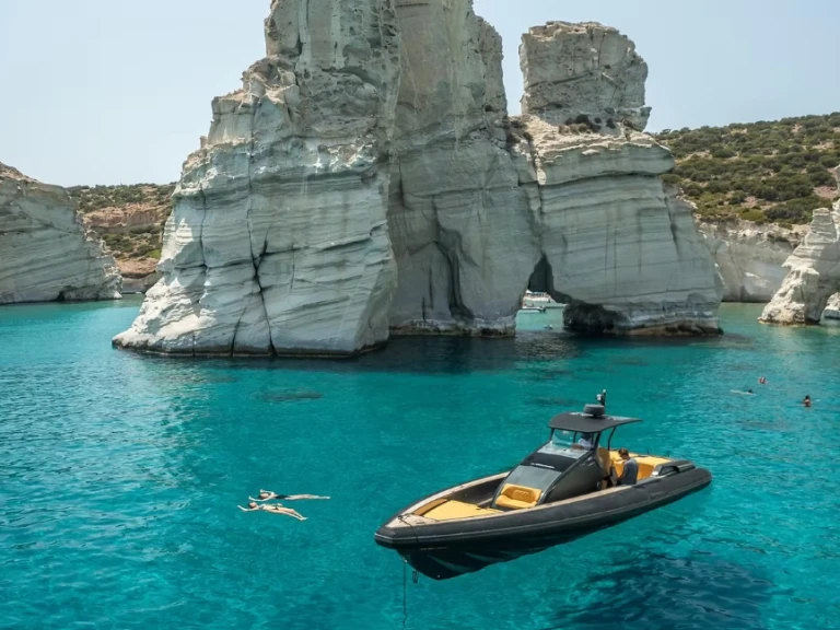 Motorboot mit oder ohne Skipper Technohull mieten in Lavrion