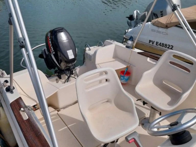 Vermietung Motorboot Jeanneau mit Führerschein