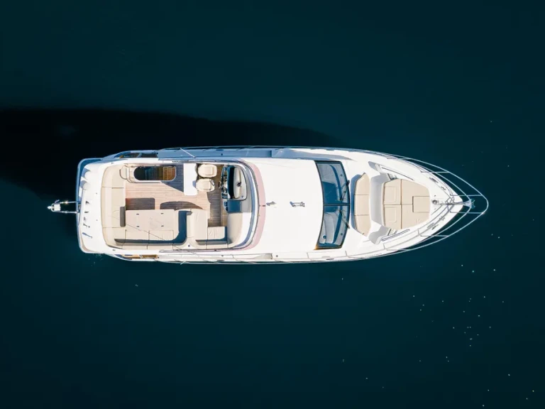 Motorboot mit oder ohne Skipper Princess mieten in Cannes