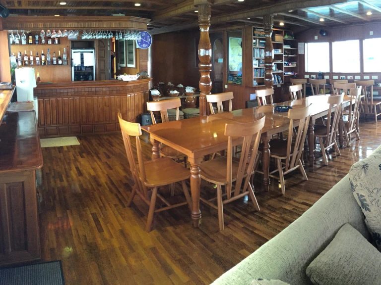  Conte Max - Cabin (triple-1 double bed + 1 single bed) mieten Hulhumale