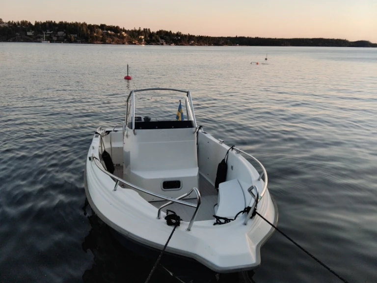 Motorboot mieten in Stockholm - Uttern S64 Exklusive 
