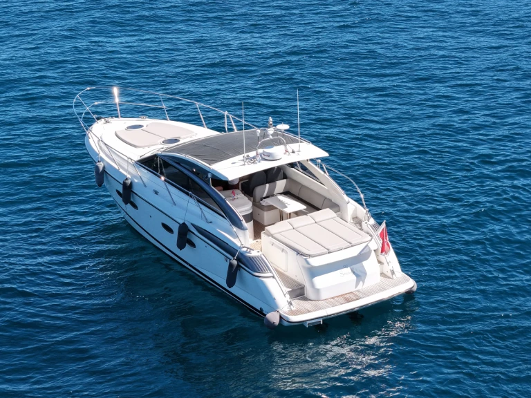 Ein Princess Princess V42 mieten in Villeneuve-Loubet