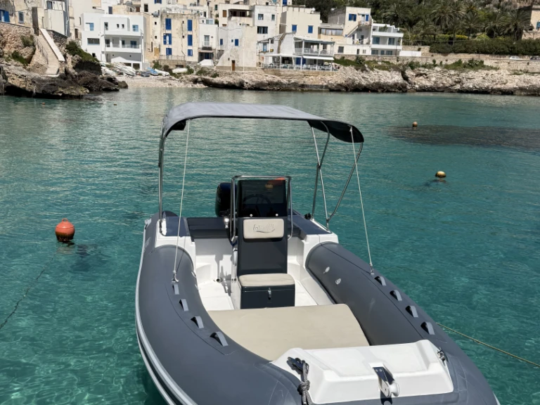 Ein Noah Noah 5.5 mieten in Trapani