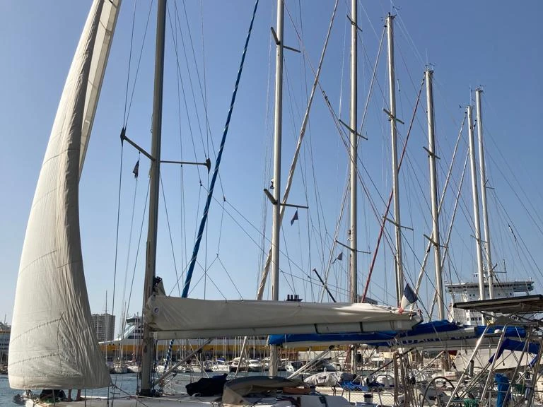 Wauquiez Centurion 40 S mieten Toulon Port