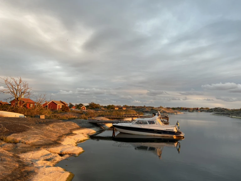 Vermietung Motorboot Bella mit Führerschein