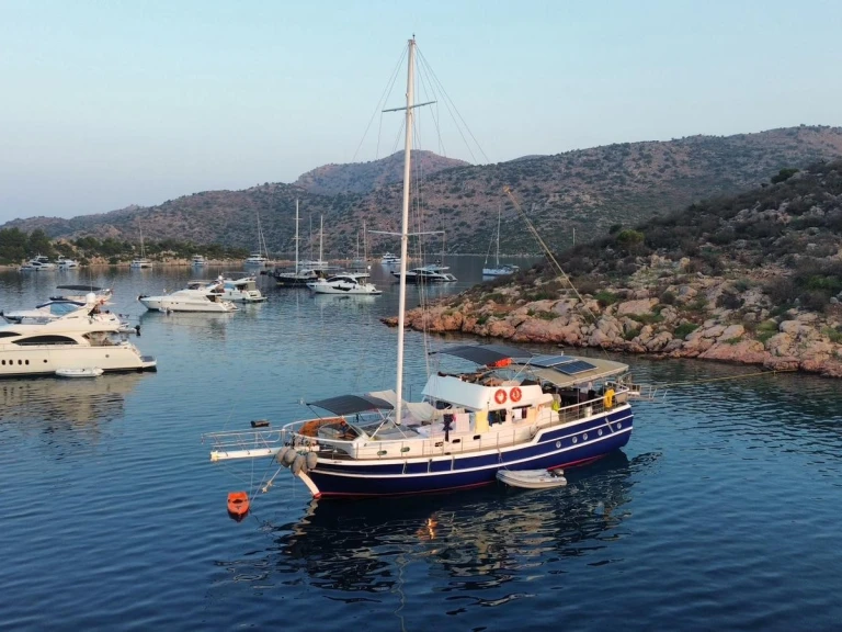 Vermietung Yacht Custom Gulet-Motor Sailor mit Führerschein
