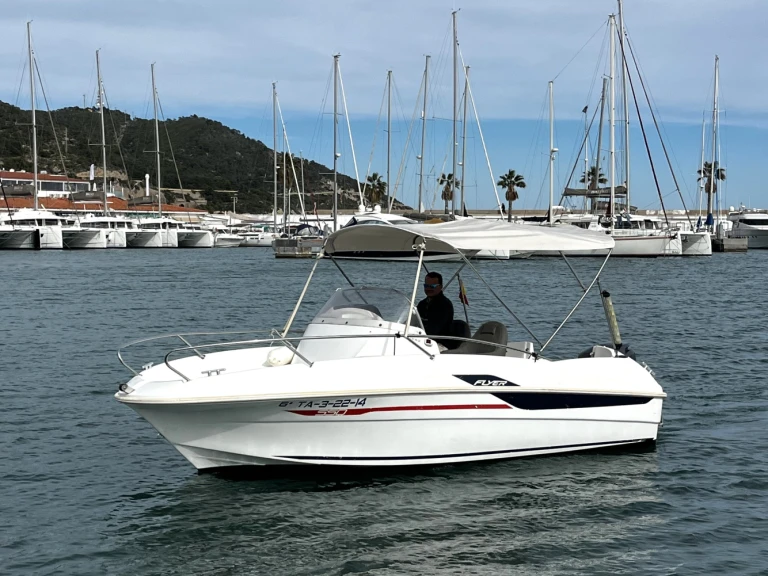 YachtCharter in Sitges - Zodiac Medline 2  auf SamBoat