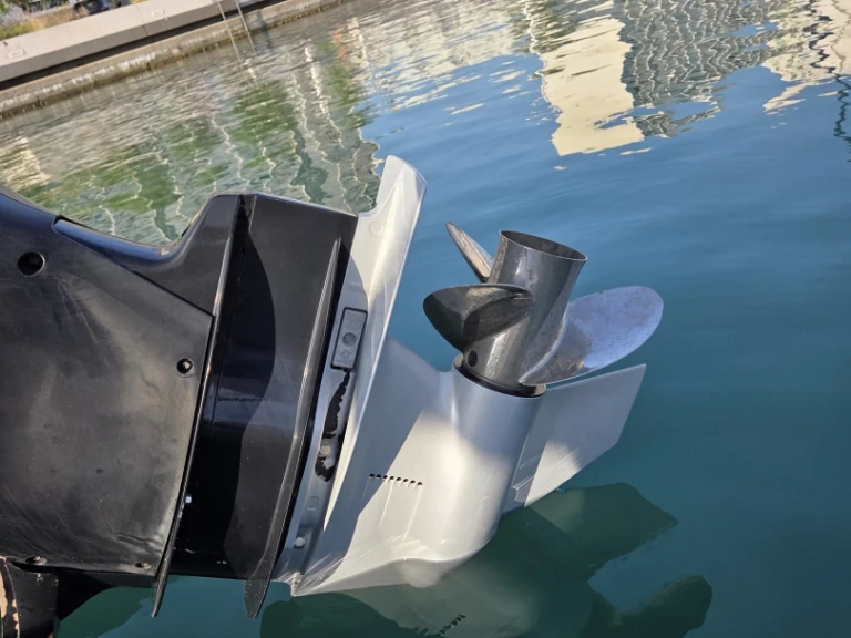 Motorboot mieten in Toulon - Bénéteau Flyer 8