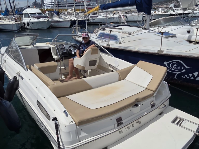 Boot mieten Toulon günstig Bayliner 642 Cuddy