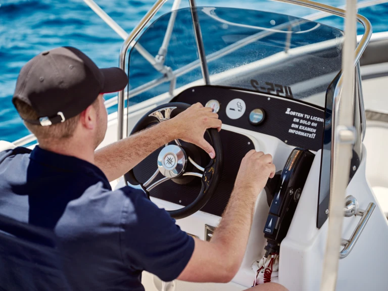 Poseidon 455R mieten Altea