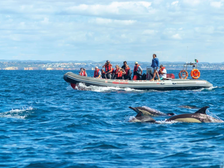 Schlauchboot mieten in Lagos zum besten Preis