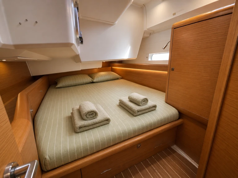 Ein Jeanneau Sun Odyssey 509 mieten in Palavas-les-Flots