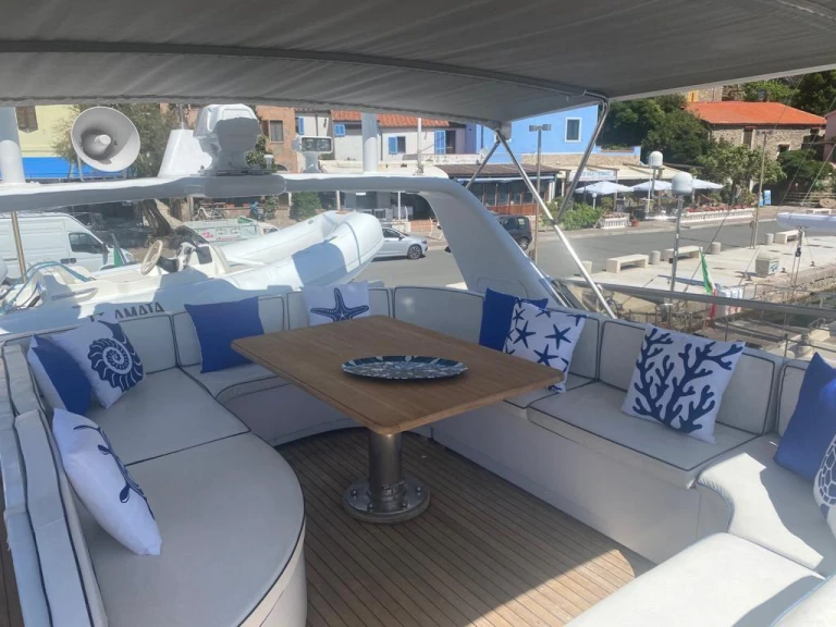 Yacht mieten in Rosignano Solvay-Castiglioncello zum besten Preis