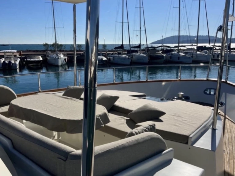 Yacht mieten in Salerno - Falcon Falcon 80 Fly