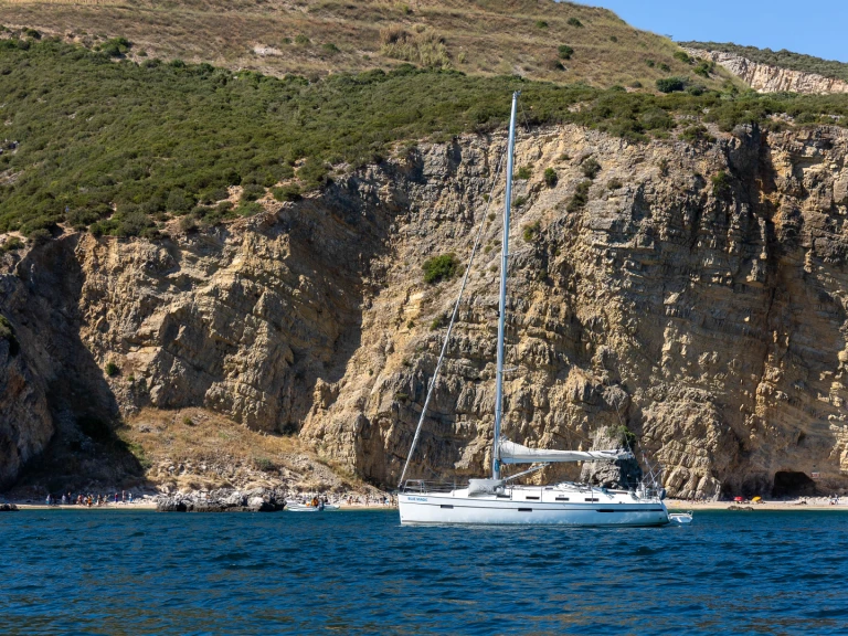 Ein Bavaria Bavaria 40 Cruiser mieten in Sines