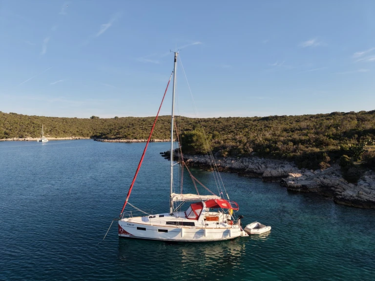 Bootsverleih Bénéteau Oceanis 35 Split Samboat