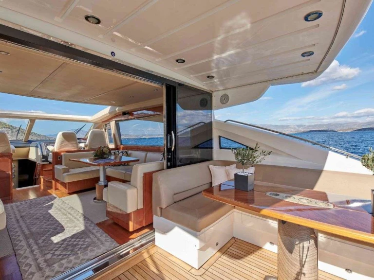 Vermietung Yacht Princess, UK mit Führerschein