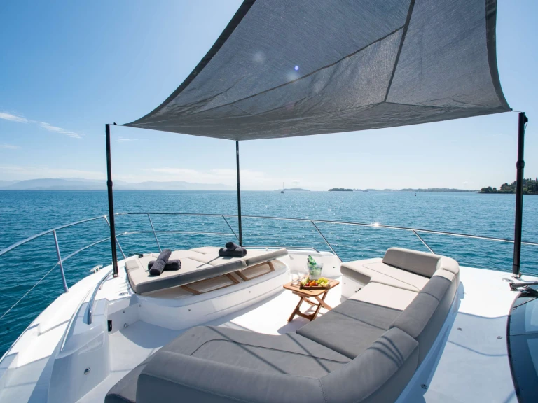 Ein Princess, UK FAR &amp; AWAY mieten in Gouviá