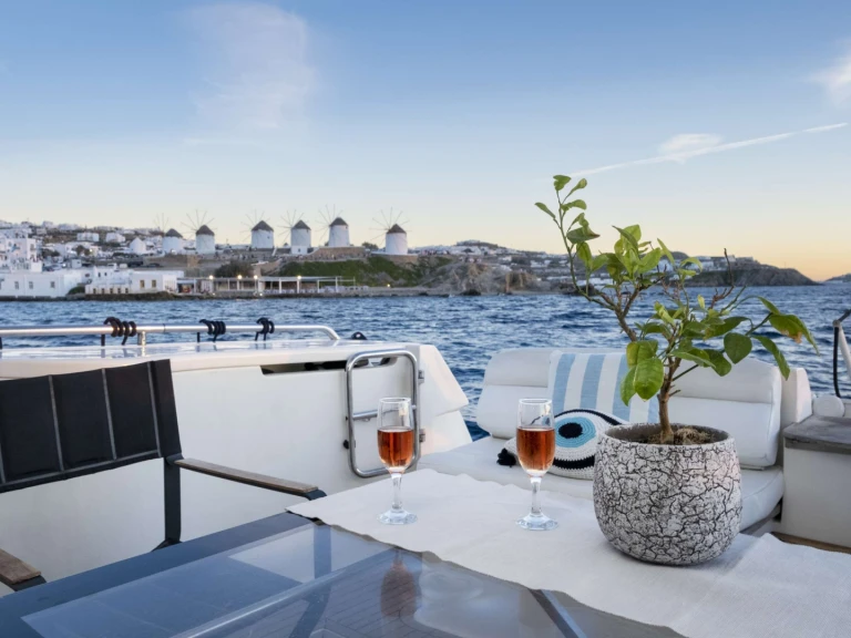 Yacht mieten in Mykonos (Island) - Ferretti ARABELLA