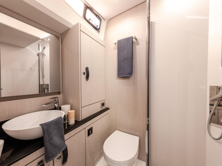 YachtCharter in Bari - Jeanneau Jeanneau 60 auf SamBoat