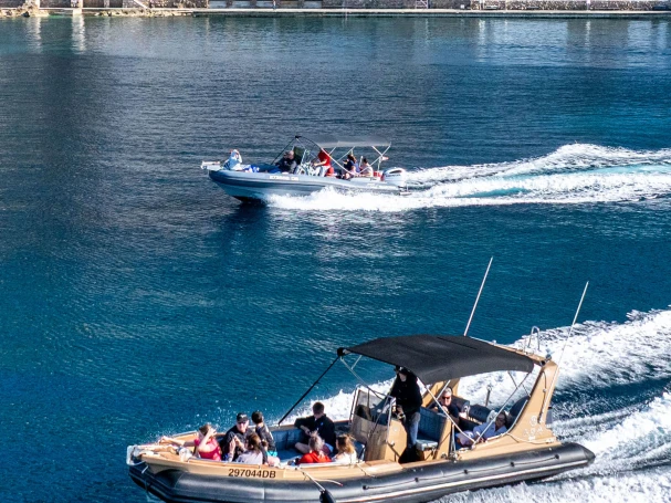 Ein Aga Marine AGA Soul 750 mieten in Marina Frapa Dubrovnik
