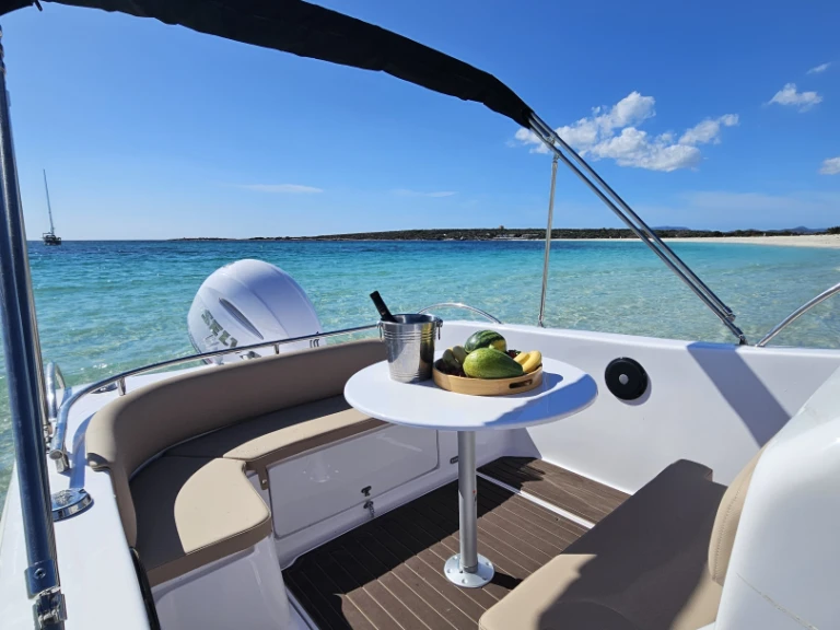 Motorboot mieten in Ibiza Town zum besten Preis