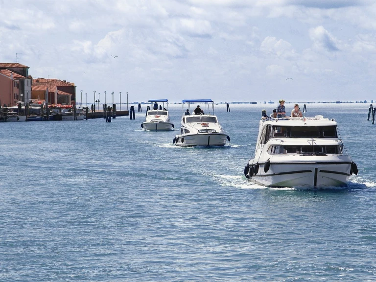 Yacht mieten in Casale sul Sile - Houseboat Holidays Italia S.R.L. Minuetto 6