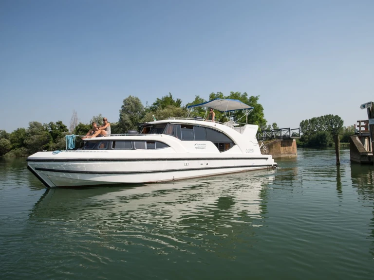 Vermietung Yacht Houseboat Holidays Italia S.R.L. mit Führerschein