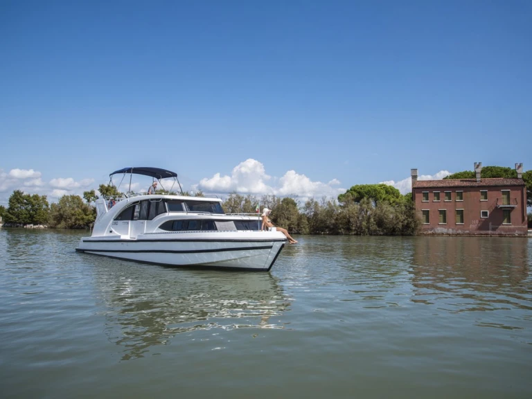 Bootsverleih Houseboat Holidays Italia S.R.L. Minuetto 8 Casale sul Sile Samboat