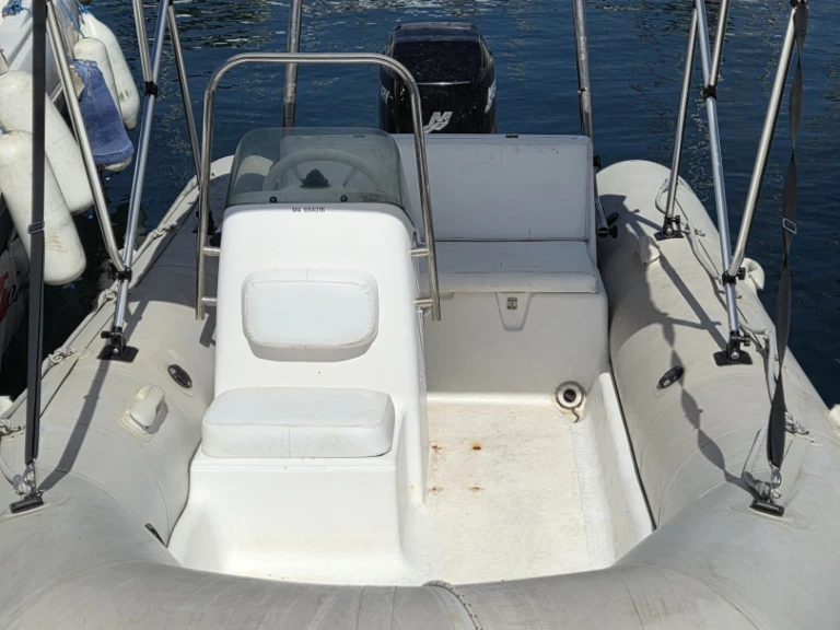 Zodiac International mieten Toulon